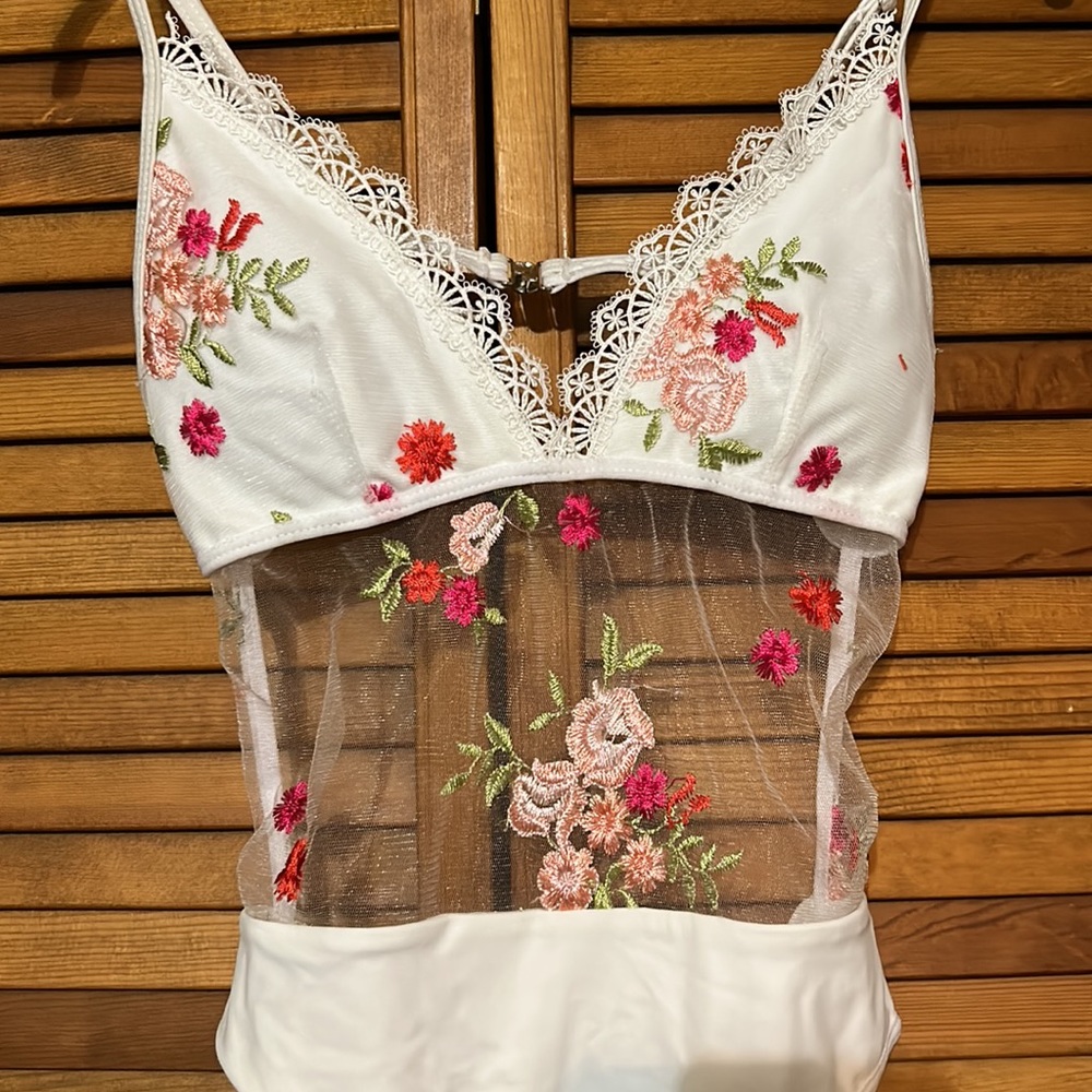 Bathing Suit - Picture 3 of 3